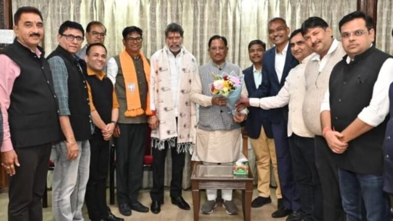 CM साय से क्रेडाई और रियल एस्टेट के प्रतिनिधिमंडल ने की मुलाकात, इंक्रीमेंटल प्रणाली की समाप्ति और मूल्यांकन प्रक्रिया के सरलीकरण के लिए जताया आभार